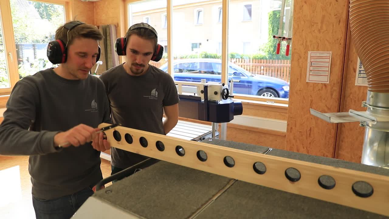 Auszubildende im Orgelbau - Ein Handwerk mit Nachwuchsproblem