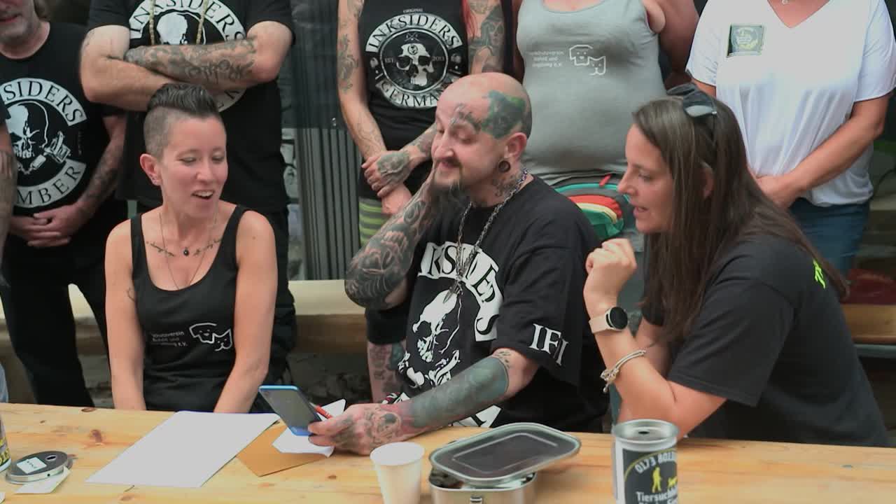 Ehrensache "Tattoo´s für einen guten Zweck"