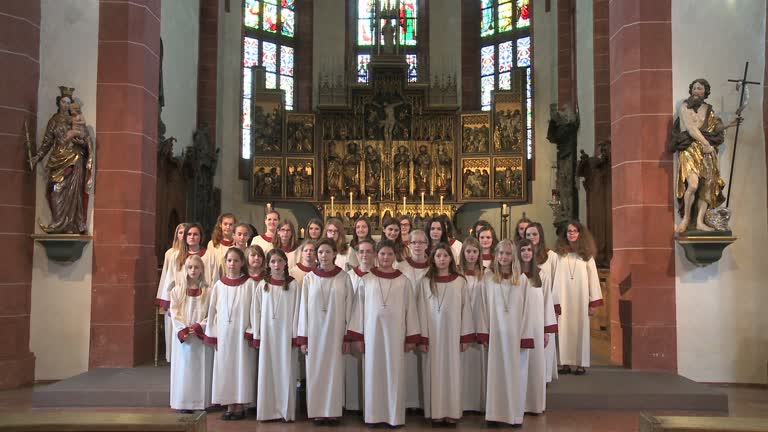 Gotteslobvideo (GL 380): Großer Gott, wir loben dich