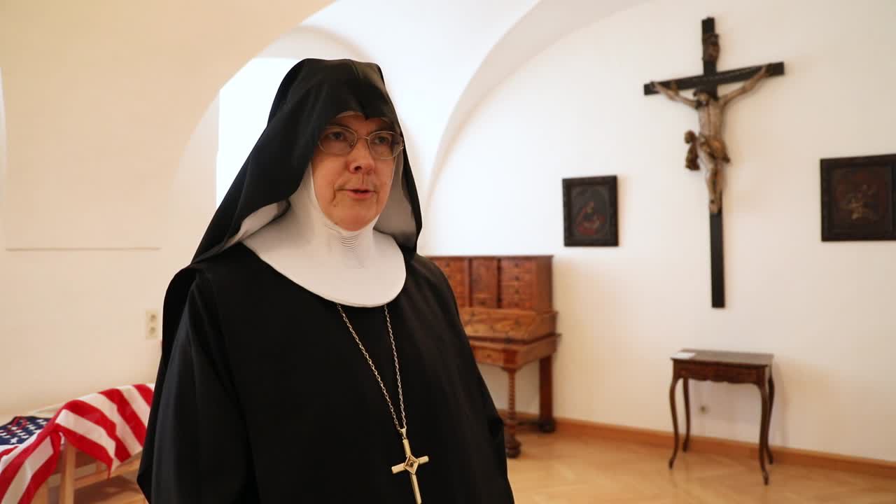 Von Amerika nach Eichstätt: Äbtissin Hildegard Dubnick