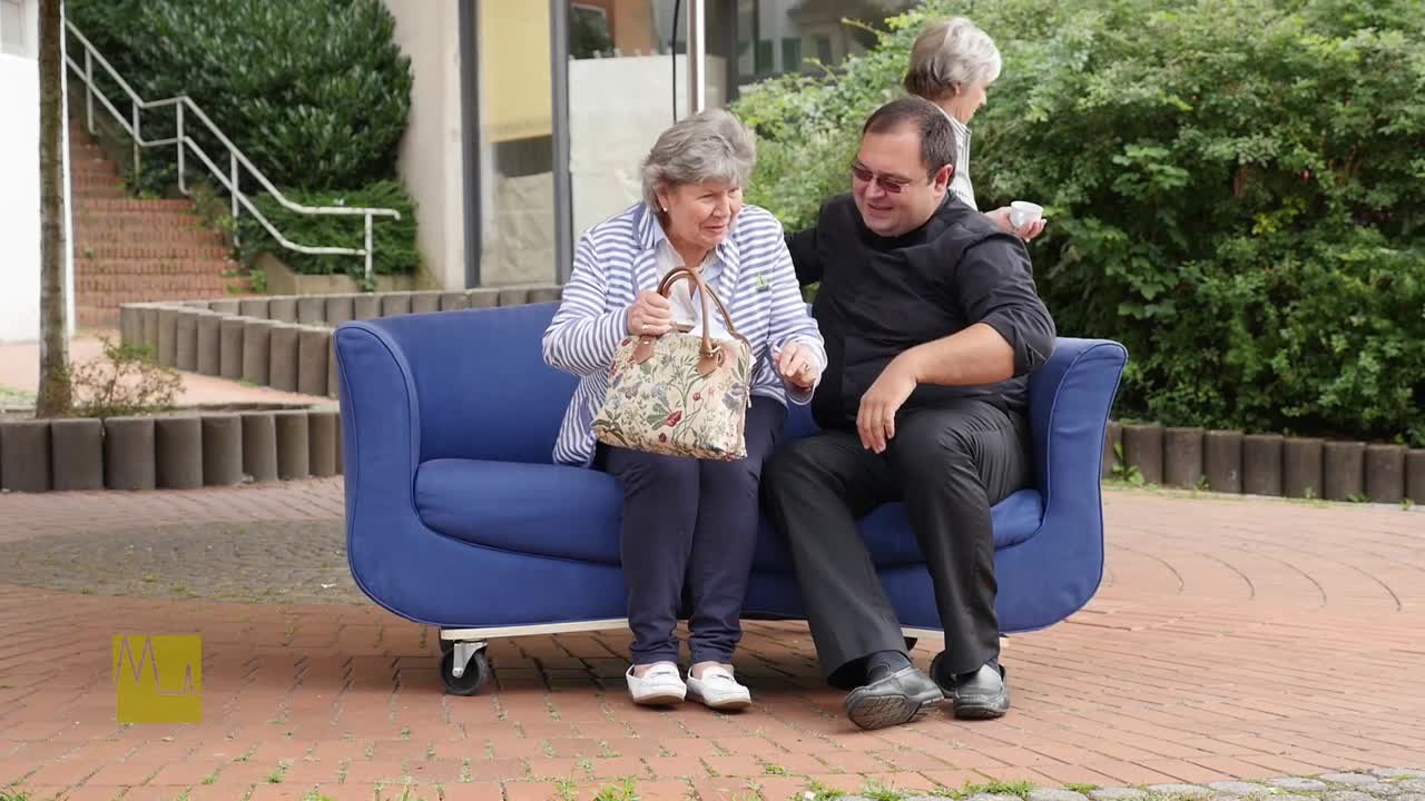 "Das blaue Sofa"
