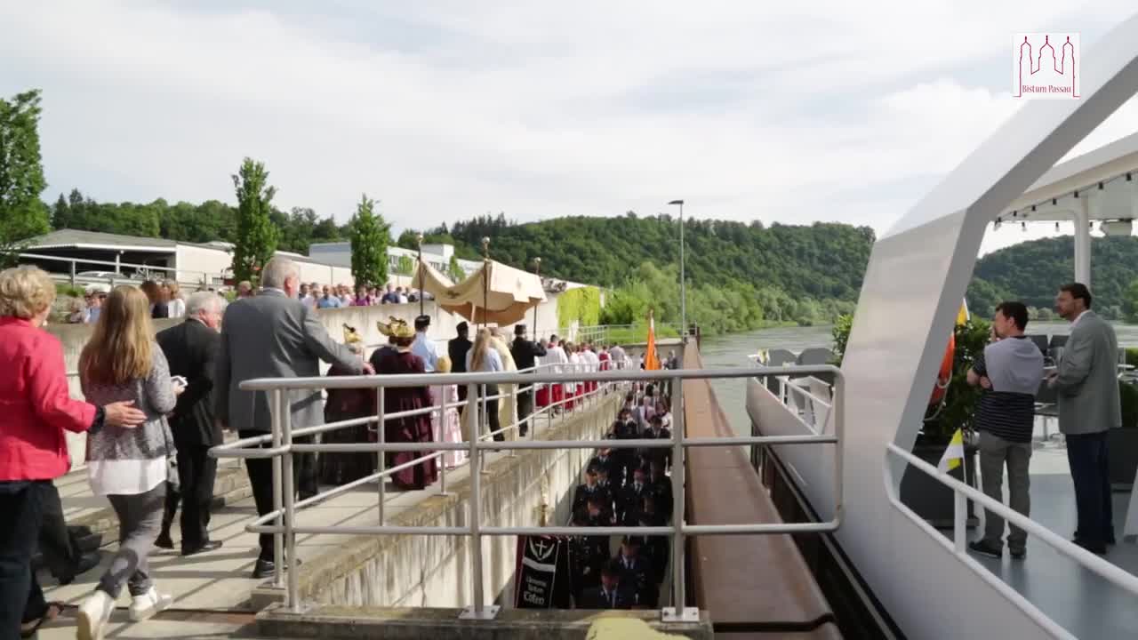 Mit der "Sissi" übers Wasser