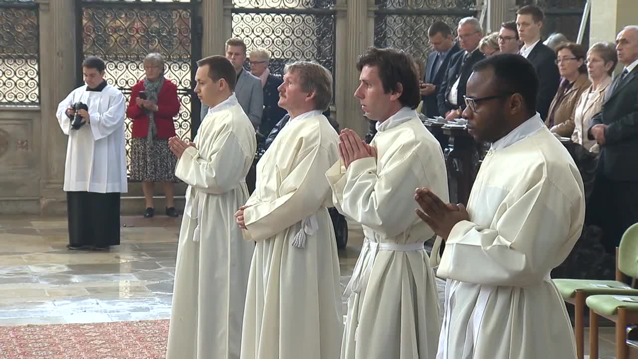 "Hier bin ich"