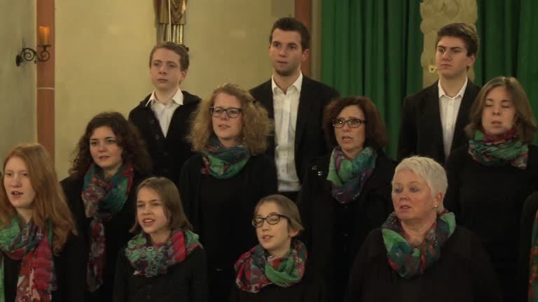 Gotteslobvideo (GL 224): Maria durch ein Dornwald ging