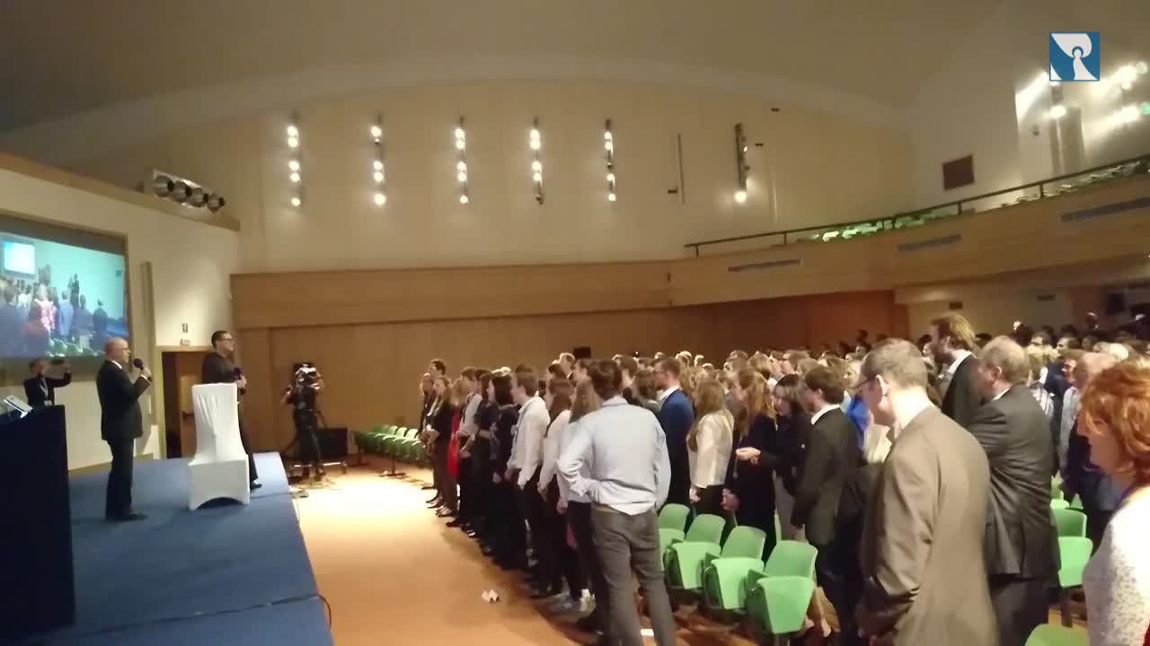 400 Journalisten beim Papst