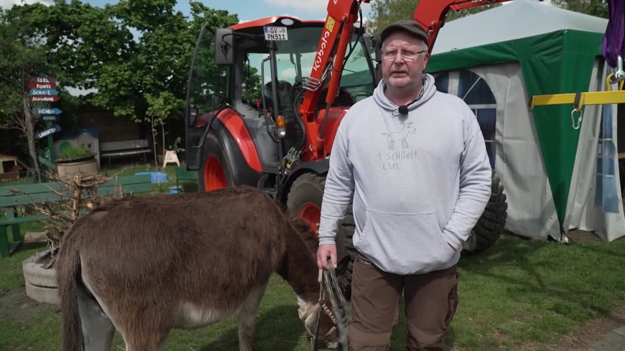 Ehrensache "Eselpark Zons"