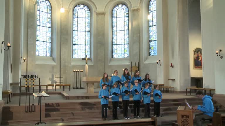 Gotteslobvideo (GL 506): Gott, wir vertraun dir diesen Menschen an