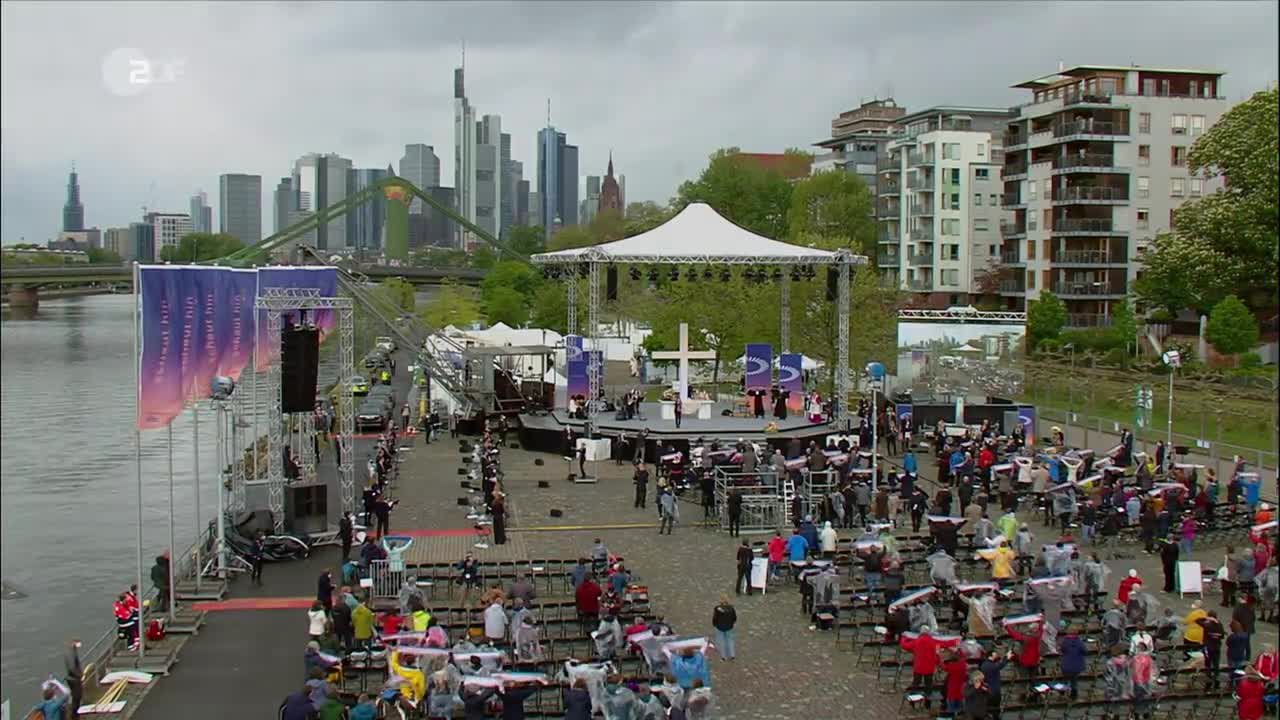 Abschluss-Gottesdienst zum 3. Ökumenischen Kirchentag von der Weseler Werft in Frankfurt am Main