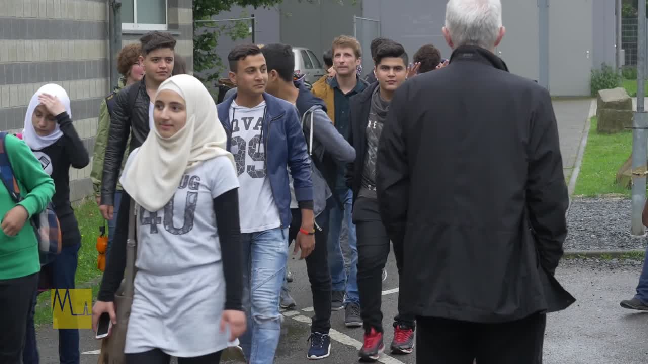 "Brücken bauen mit den neuen Nachbarn"