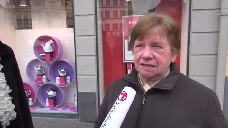 Umfrage: Die Kirche in den Medien
