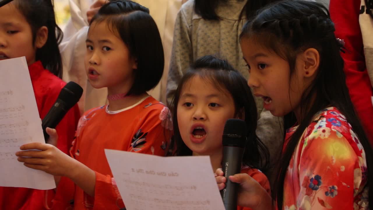 Chúc mừng năm mới! - Neujahrsfest der vietnamesisch-katholischen Gemeinde in Nürnberg