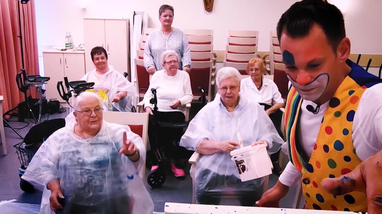 Ehrensache: Senioren im Farbrausch 