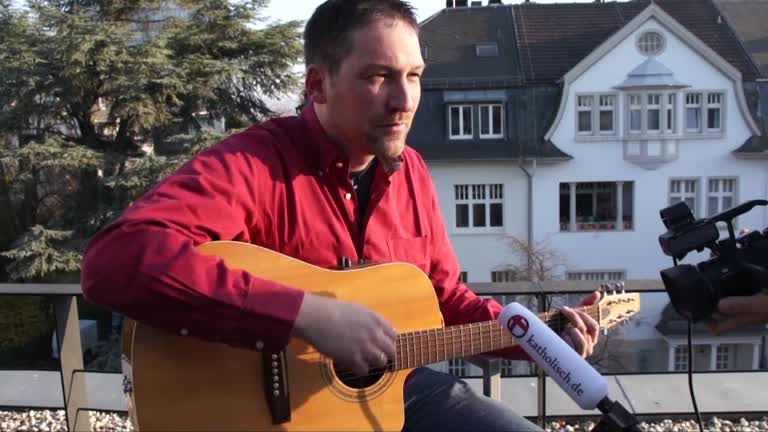 katholisch.de "Unplugged auf der Terrasse": Kommt alle zu mir