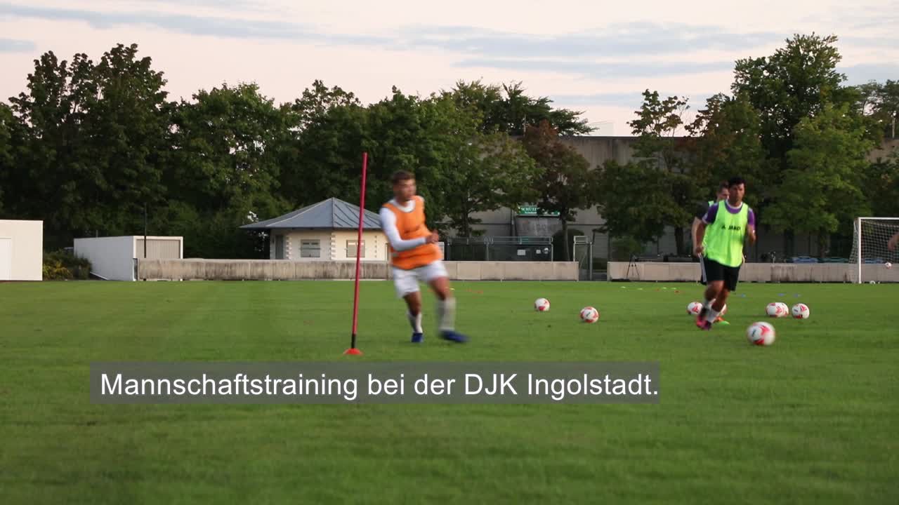 Schwerhörig Fußball spielen auf hohem Niveau: Fabian Kuppe vom DJK Ingolstadt