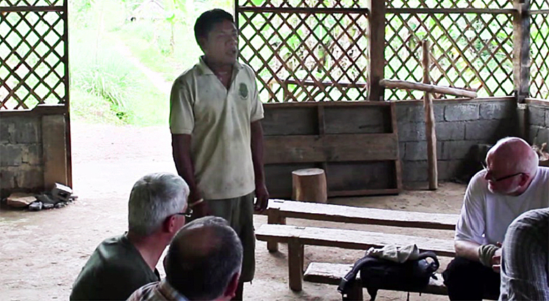 Der Missionar und die Mangyan