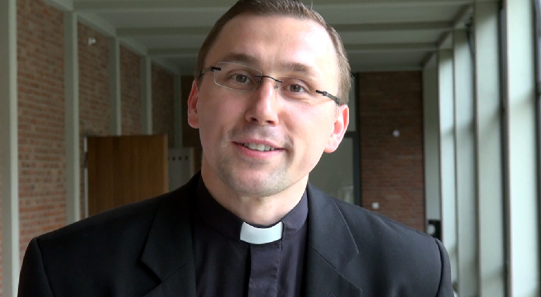 Ich werde Priester!