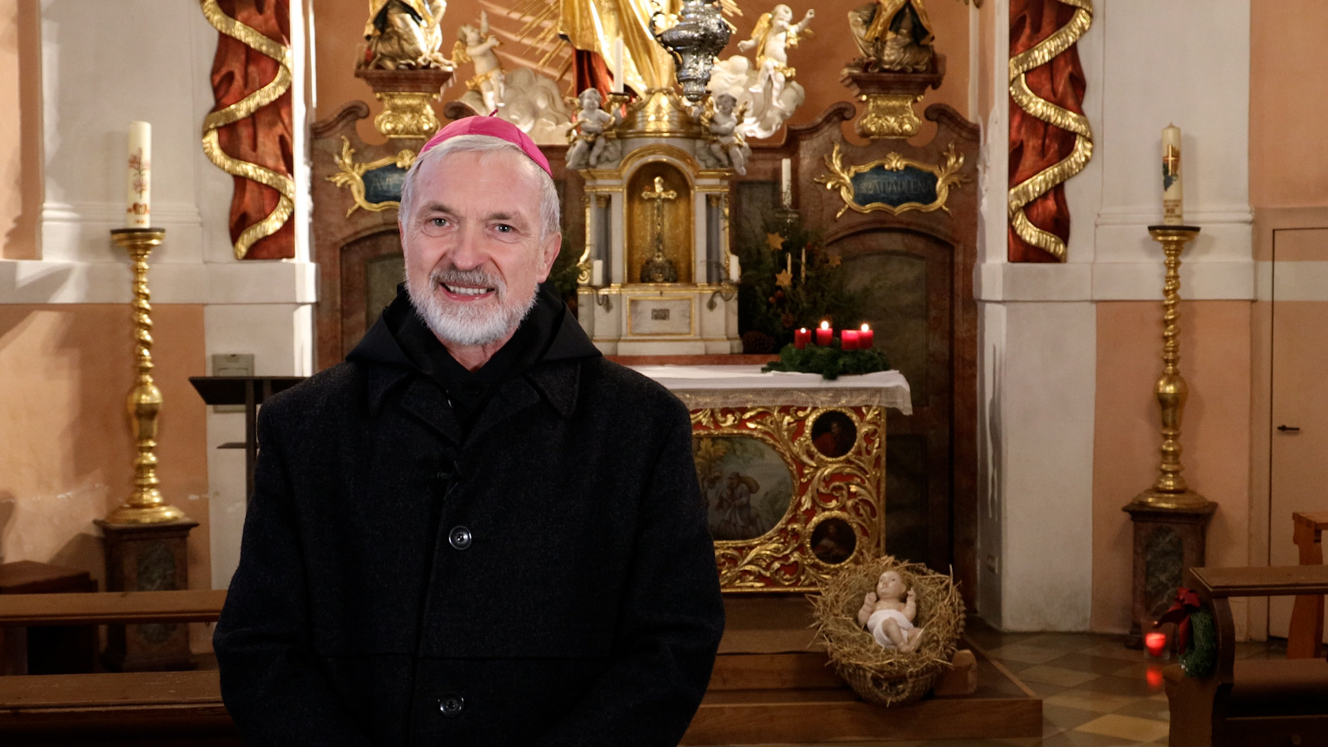 „Machen wir die Tür auf“: Weihnachtsansprache von Bischof Hanke