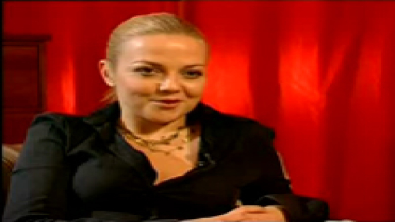 Sat.1-Sunday Up (04.11.2007): Annett Louisan