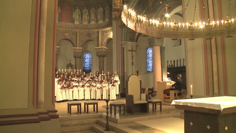 Gotteslobvideo (GL 201,3): Amen (Kanon)