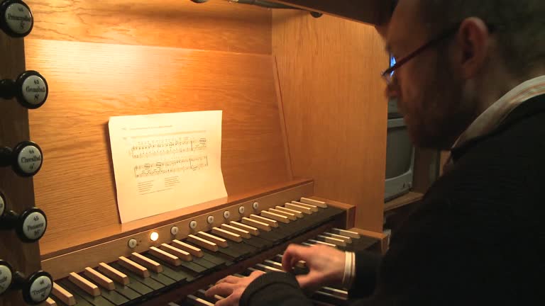 Gotteslobvideo (GL 250): Engel auf den Feldern singen