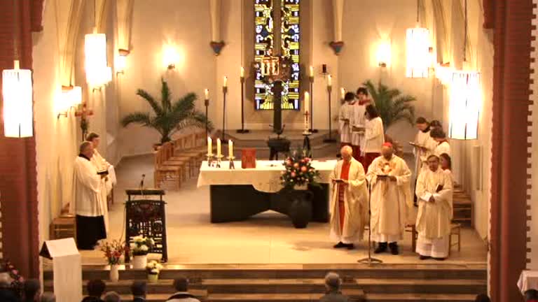 Bistum Hildesheim: "Bischof Wüstenberg in St. Marien Bremen-Blumenthal"