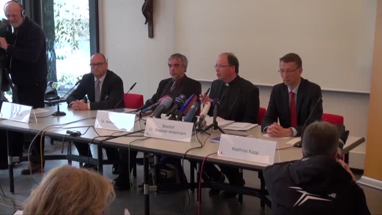 "Die Aufklärung geht weiter!"