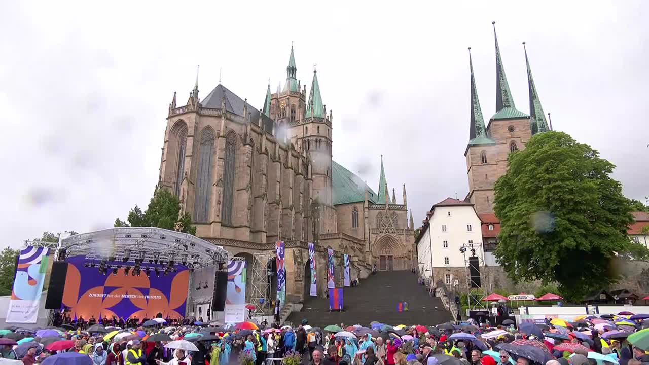 Katholischer Gottesdienst zu Fronleichnam - vom Katholikentag in Erfurt vom 30.04.2024