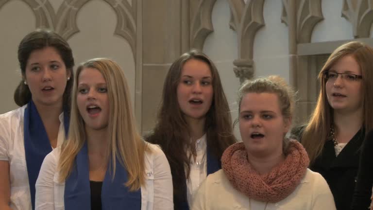 Gotteslobvideo (GL 200): Heilig, heilig, heilig