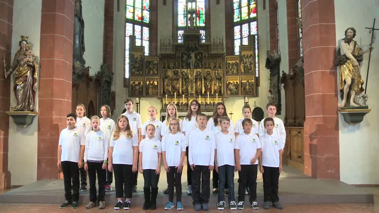 Gotteslobvideo (GL 453): Bewahre uns, Gott, behüte uns, Gott