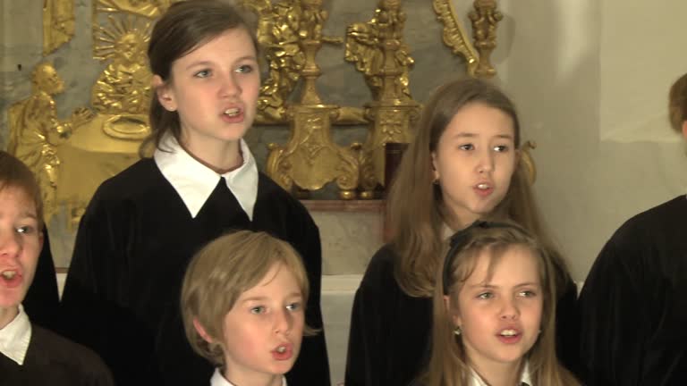 Gotteslobvideo (GL 223): Wir sagen euch an den lieben Advent