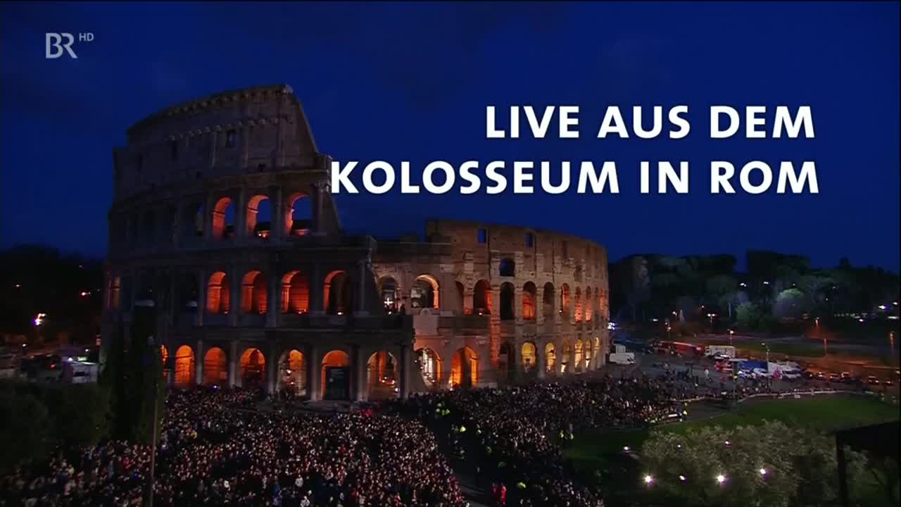 Dokumentation: Papst Franziskus betet den Kreuzweg