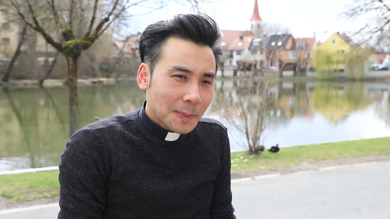 Auf dem Weg zum Priester: The Hai Nguyen