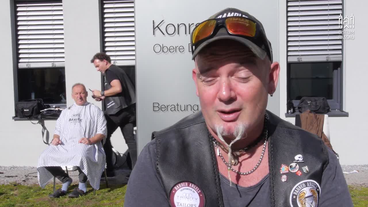 Haare schneiden für guten Zweck