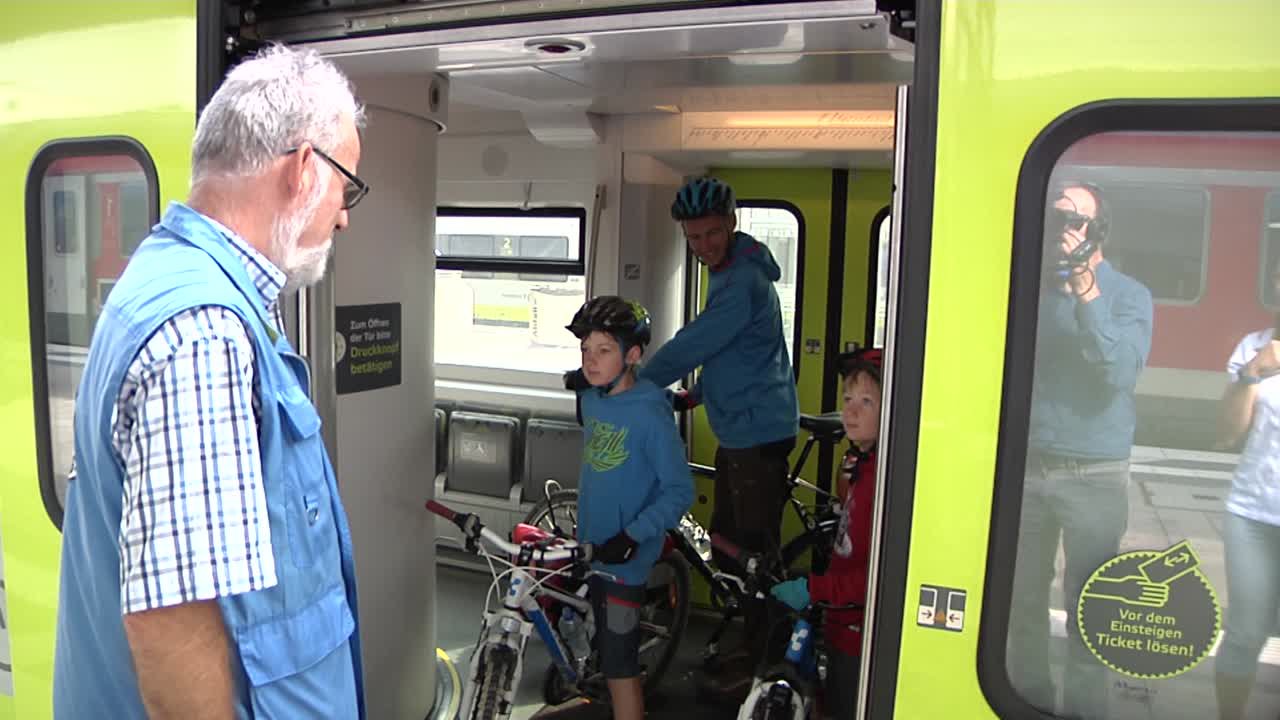 Was macht die Bahnhofsmission? - Eine Reportage über das Ehrenamt